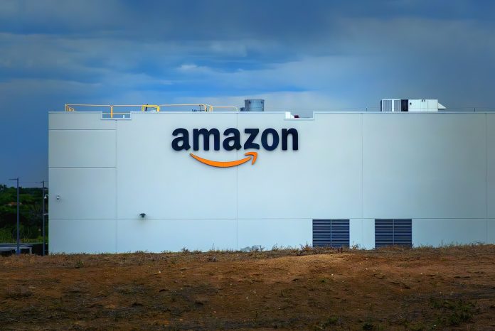 amazon-hoan-thue-quan